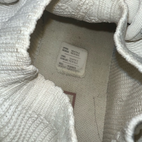 Puma Women's Cream Sneakers - Picture 4 of 5